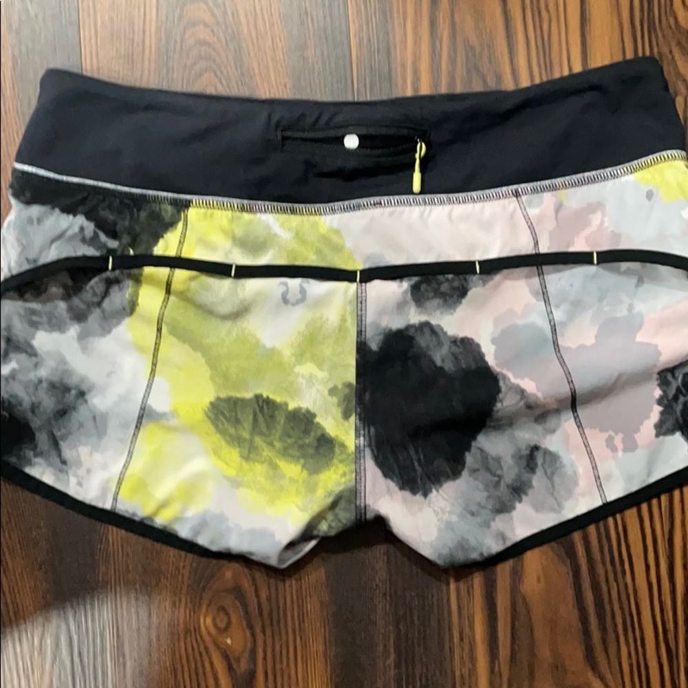 Lululemon 2.5 Speed Short